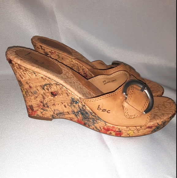 BOC Tan Floral Wedges W/Buckle. Size 8.